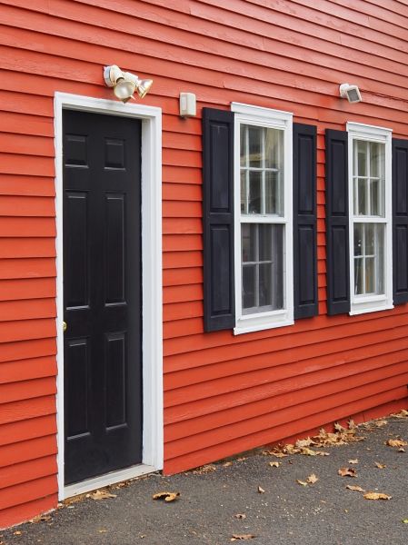Cost of Red Vinyl Siding Installation in Norristown