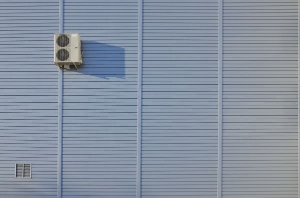 Cost of Flat Metal Siding Installation in Norristown